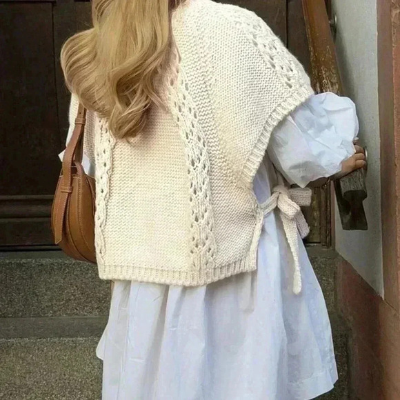 Apricot Casual Women's Fashion Side Tie Round Neck Cap Sleeve Sweater - Picture 5 of 6